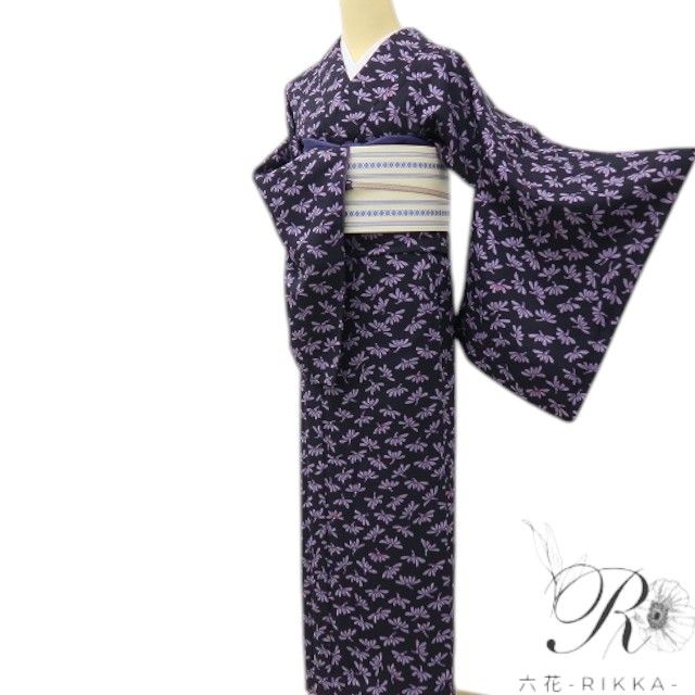 六花-RIKKA- 美品 正絹 やまと誂製 トールサイズ 伝統の横見菊が、蝶やトンボ、バレリーナへ! 小紋 着物 A6006