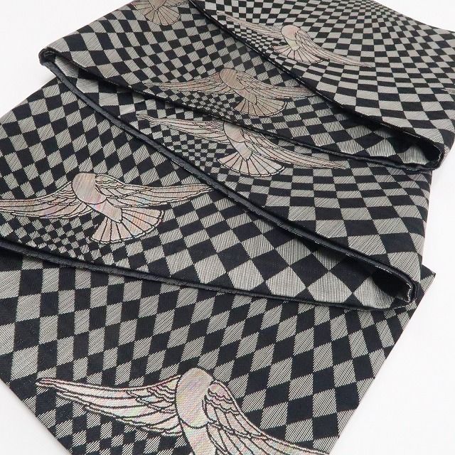 【新古品】tomihisa 新品 斉藤三才 落款 飛翔鳥 モノトーン 着物 正絹 全通 袋帯 7495
