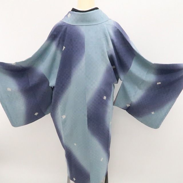 【新品・道中着】源氏香 着物 正絹 ロング丈 仕付け糸付 tomihisa“熱き思いを胸に抱き香を湛えて染め出づる”9688