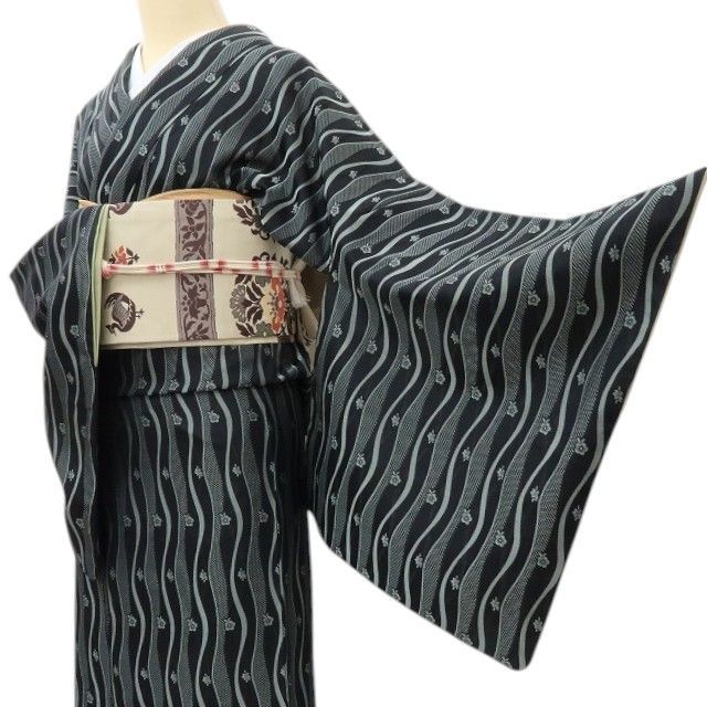 【中古】六花-RIKKA- 美品 正絹 トールサイズ お召 着物 A4238