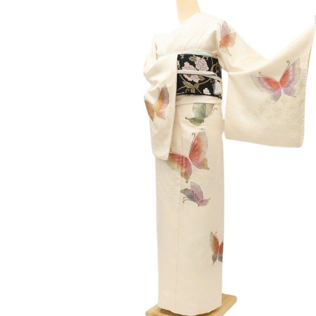 百華Y5750 美品未着用 仕付け糸付 スワトウ刺繍 蝶 着物 正絹 手縫い仕立て 訪問着