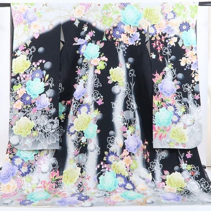 【中古】tomihisa 美品 vivifleurs 薔薇 刺繍 銀通し 着物 成人式 正絹 トールサイズ 振袖 4041
