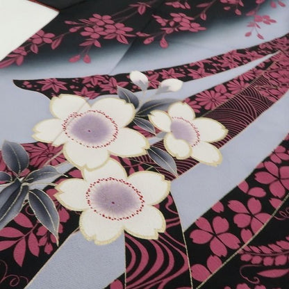 【中古】tomihisa 美品 桜 着物 正絹 振袖 4159