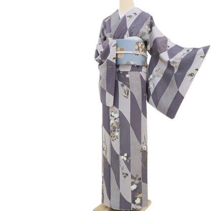 【中古】tomihisa 未着用 スワトウ刺繍 着物 正絹 仕付け糸付 付下げ 4229