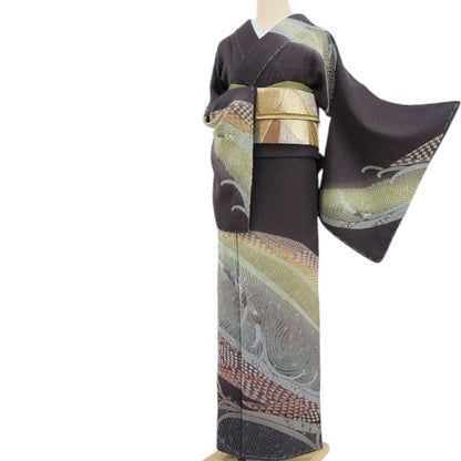 【新古品】tomihisa 新品 滝泰謹製 おぼろ染 相良刺繍 金通し 落款 着物 正絹 仕付け糸付 訪問着 4415