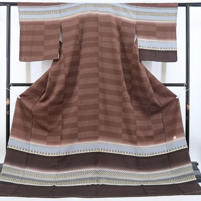 【新古品】tomihisa 新品 京の名工 雛屋友禅 落款 着物 正絹 仕付け糸付 付下げ訪問着 4789