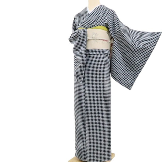 【新古品】tomihisa 新品 斉藤三才 落款 ダイヤ柄 着物 正絹 仕付け糸付 小紋 4852
