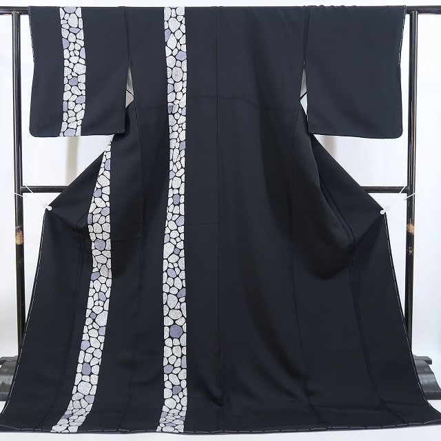 【新古品】tomihisa 新品 石畳 縦縞 着物 正絹 仕付け糸付 付下げ 4897