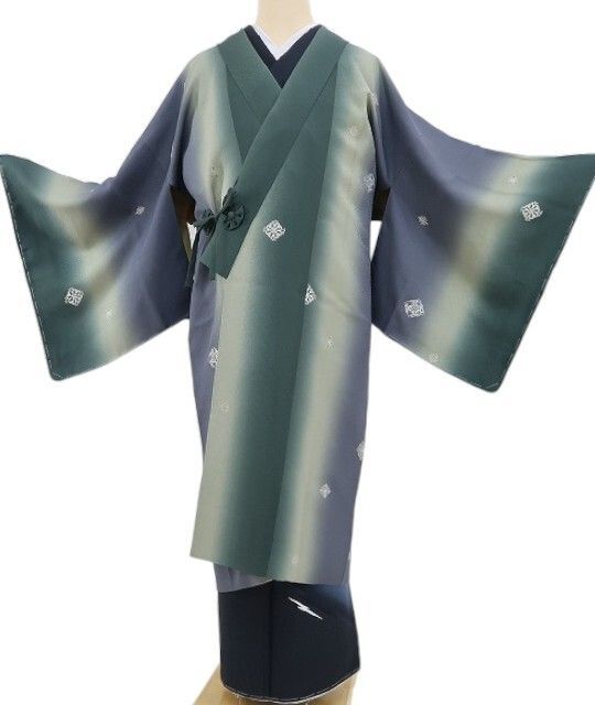 【新古品】tomihisa 新品 華文 縦暈し 着物 正絹 ロング丈 仕付け糸付 道中着 5074