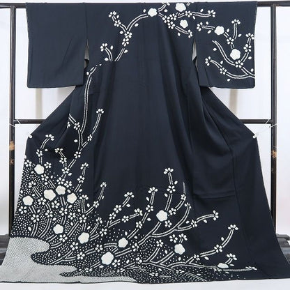 【新古品】tomihisa 新品 絞り モノトーン 着物 正絹 仕付け糸付 訪問着 5212