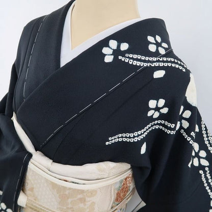 【新古品】tomihisa 新品 絞り モノトーン 着物 正絹 仕付け糸付 訪問着 5212
