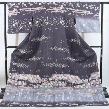 【新古品】tomihisa 新品 総スワトウ刺繍 落款 桜 着物 正絹 仕付け糸付 作家物 訪問着 5307