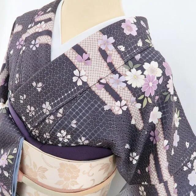 【新古品】tomihisa 新品 総スワトウ刺繍 落款 桜 着物 正絹 仕付け糸付 作家物 訪問着 5307