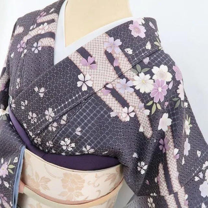 【新古品】tomihisa 新品 総スワトウ刺繍 落款 桜 着物 正絹 仕付け糸付 作家物 訪問着 5307