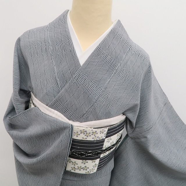 【新古品】tomihisa 新品 夏単衣 南部幸雄 いよぞめ 夏着物 正絹 仕付け糸付 伊勢型小紋 5846
