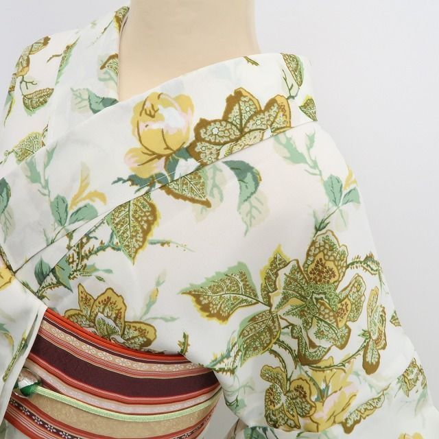 【新品】tomihisa 新品 SOULEIADO セオアルファ ローズバッド お仕立て上がり品 洗える夏着物 仕付け糸付 小紋 浴衣 6598