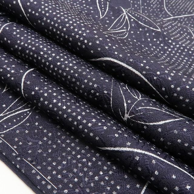 tomihisa 新品 一刀彫 着物 正絹“心射止めて振り返るお洒落小紋の花語り”仕付け糸付 小紋 7003