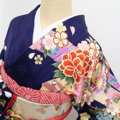 【中古】tomihisa 美品 着物 正絹 成人式 トールサイズ 振袖 7004
