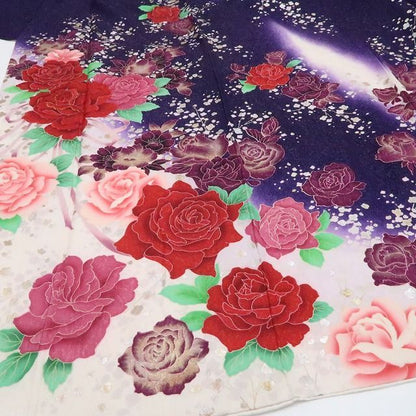 【中古】tomihisa 薔薇 銀通し 着物 正絹 成人式 振袖 7005