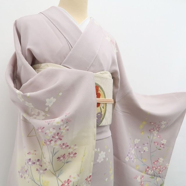 tomihisa 新品 京加賀友禅 松本健一 落款 着物 正絹 仕付け糸付”淡く香る花々で装いに上品な華を添えて”訪問着 7005