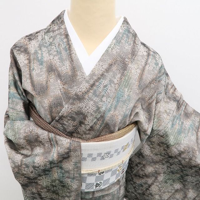 【新古品】tomihisa 新品 着物 正絹 仕付け糸付 お召 7177