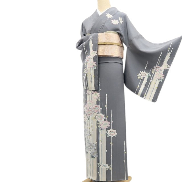 【中古】tomihisa 美品 手描き友禅 落款 着物 正絹 仕付け糸付 作家物 訪問着 7378