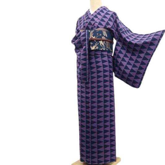 【新古品】tomihisa 新品 斉藤三才 落款 幾何学模様 着物 正絹 仕付け糸付 小紋 7386