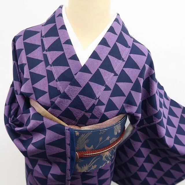 【新古品】tomihisa 新品 斉藤三才 落款 幾何学模様 着物 正絹 仕付け糸付 小紋 7386