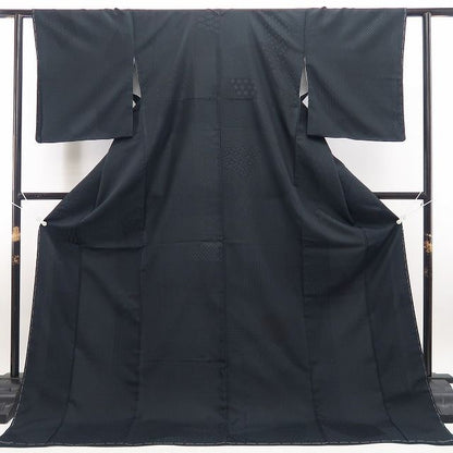 【新古品】tomihisa 新品 寄せ柄 着物 正絹 仕付け糸付 お召 7397