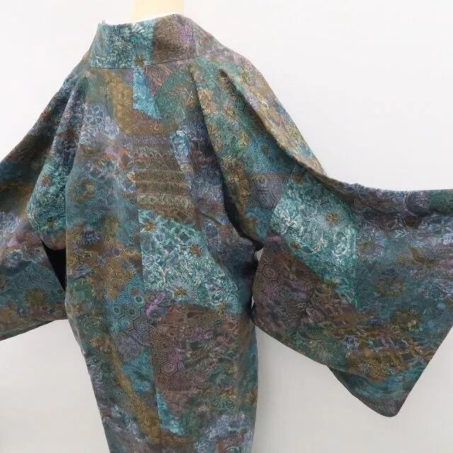 【新古品】tomihisa 新品 前田仁仙 落款 更紗 着物 正絹 仕付け糸付 ロング丈 道中着7418
