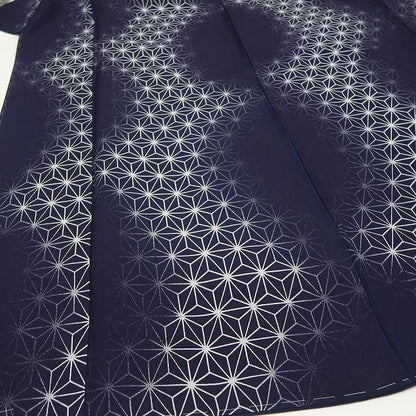 【中古】tomihisa 未着用 橋詰清貴 落款 麻の葉 着物 正絹 仕付け糸付 藍染 小紋 7440