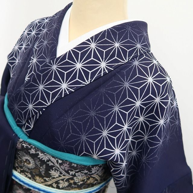 【中古】tomihisa 未着用 橋詰清貴 落款 麻の葉 着物 正絹 仕付け糸付 藍染 小紋 7440