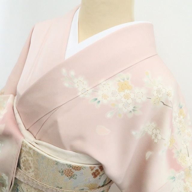 【新古品】tomihisa 新品 桜 金駒刺繍 着物 正絹 仕付け糸付 訪問着 7444