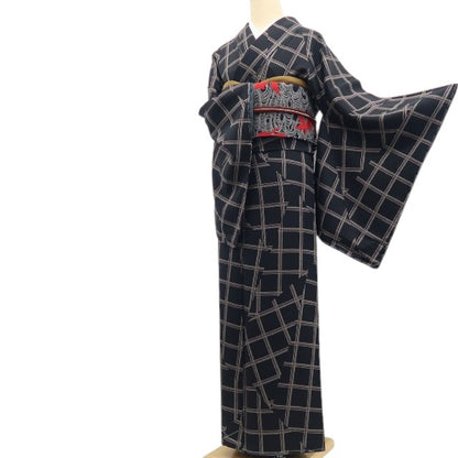 【新古品】tomihisa 新品 やまと誂製 斉藤上太郎 レトロモダン 着物 正絹 仕付け糸付 小紋 7449