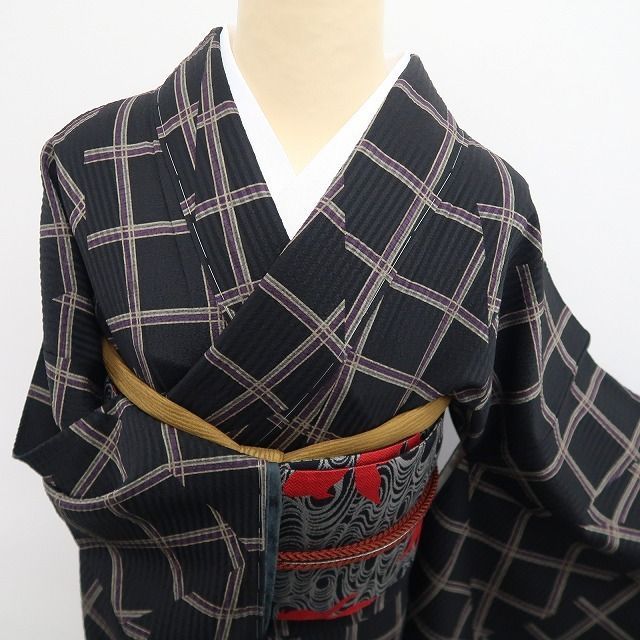 【新古品】tomihisa 新品 やまと誂製 斉藤上太郎 レトロモダン 着物 正絹 仕付け糸付 小紋 7449