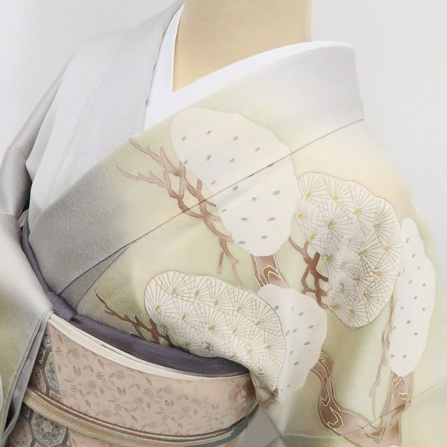 【中古】tomihisa 未着用 金糸刺繍 松 着物 正絹 仕付け糸付 訪問着 7476