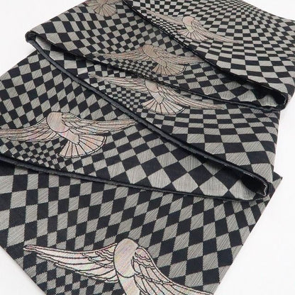 【新古品】tomihisa 新品 斉藤三才 落款 飛翔鳥 モノトーン 着物 正絹 全通 袋帯 7495
