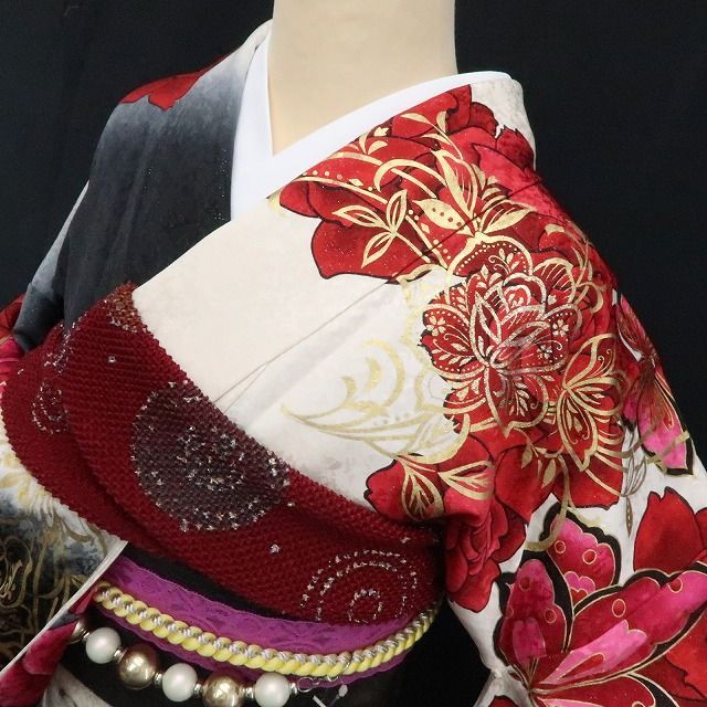 【中古】tomihisa 美品 希少トールサイズ 薔薇 銀通し 着物 成人式 振袖 7504