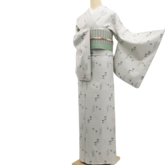 【新古品】tomihisa 新品 トゥイグワー 着物 正絹 仕付け糸付 真綿紬 7514