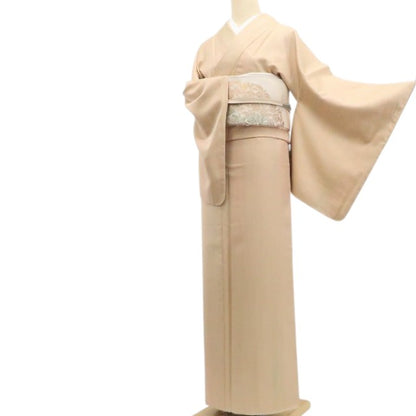 【新古品】tomihisa 新品 暈し 着物 正絹 仕付け糸付 色無地 7523