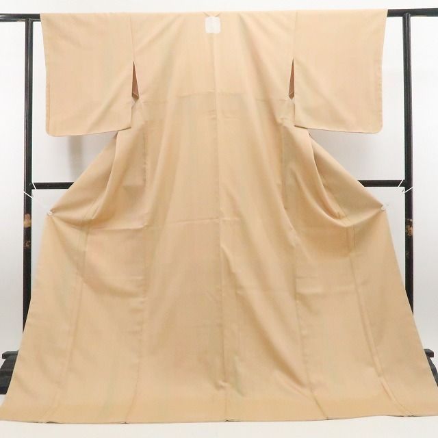 【新古品】tomihisa 新品 暈し 着物 正絹 仕付け糸付 色無地 7523