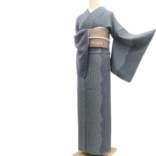 【新古品】tomihisa 新品 ドット 着物 正絹 仕付け糸付 小紋 7542