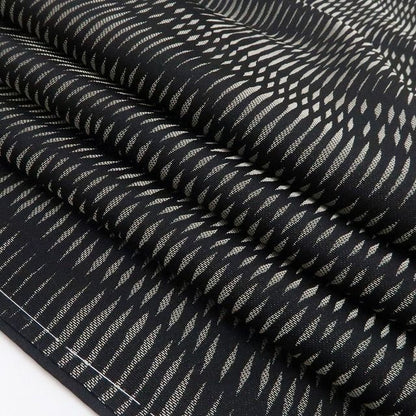 【新古品】tomihisa 新品 幾何学模様 着物 正絹 仕付け糸付 トールサイズお召 7552
