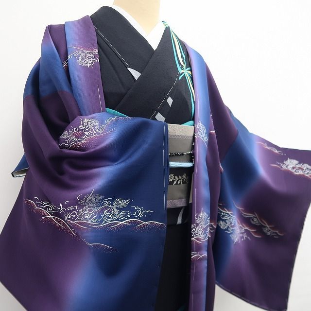 【新品】tomihisa 新品 お仕立て上がり品 京印伝 龍 縦暈し 着物 仕付け糸付 ロング丈 長羽織 7557