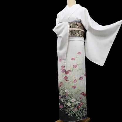 【新品】tomihisa 新品 秀美謹製 秋桜 コスモス お仕立て上がり品 着物 仕付け糸付 訪問着 7561
