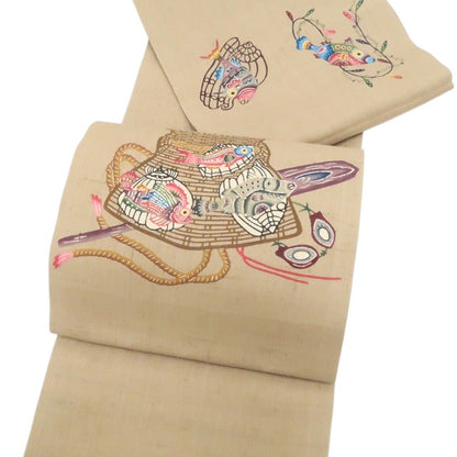 【中古】tomihisa 美品 琉球紅型 城間栄順 落款 着物 正絹 額縁仕立て 開きなごや帯7580