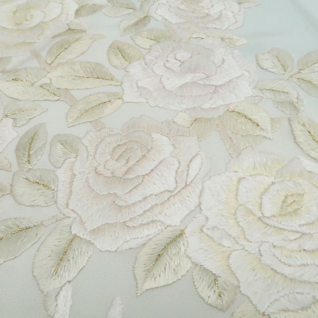 【新古品】tomihisa 新品 総刺繍 薔薇 着物 正絹 仕付け糸付 訪問着 7585