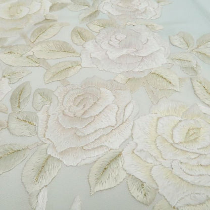 【新古品】tomihisa 新品 総刺繍 薔薇 着物 正絹 仕付け糸付 訪問着 7585