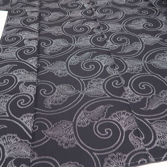 【新古品】tomihisa 新品 花唐草 モノトーン 着物 正絹 仕付け糸付 小紋 7592