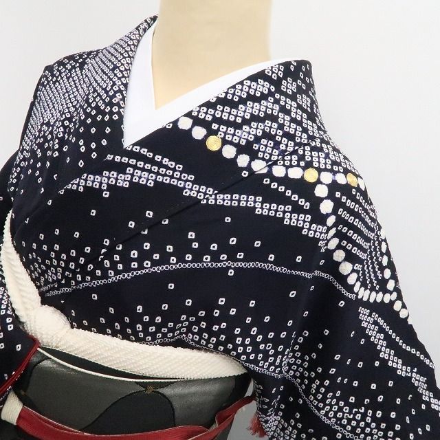 【中古】tomihisa 美品 絞り 金駒刺繍 モノトーン 着物 正絹 トール・ワイドサイズ 成人式 振袖 7601